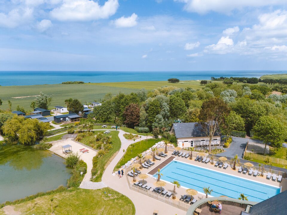L’espace aquatique vu du ciel, camping Portland